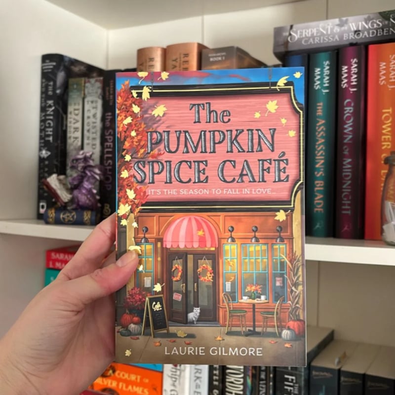 The Pumpkin Spice Cafe by Laurie Gilmore